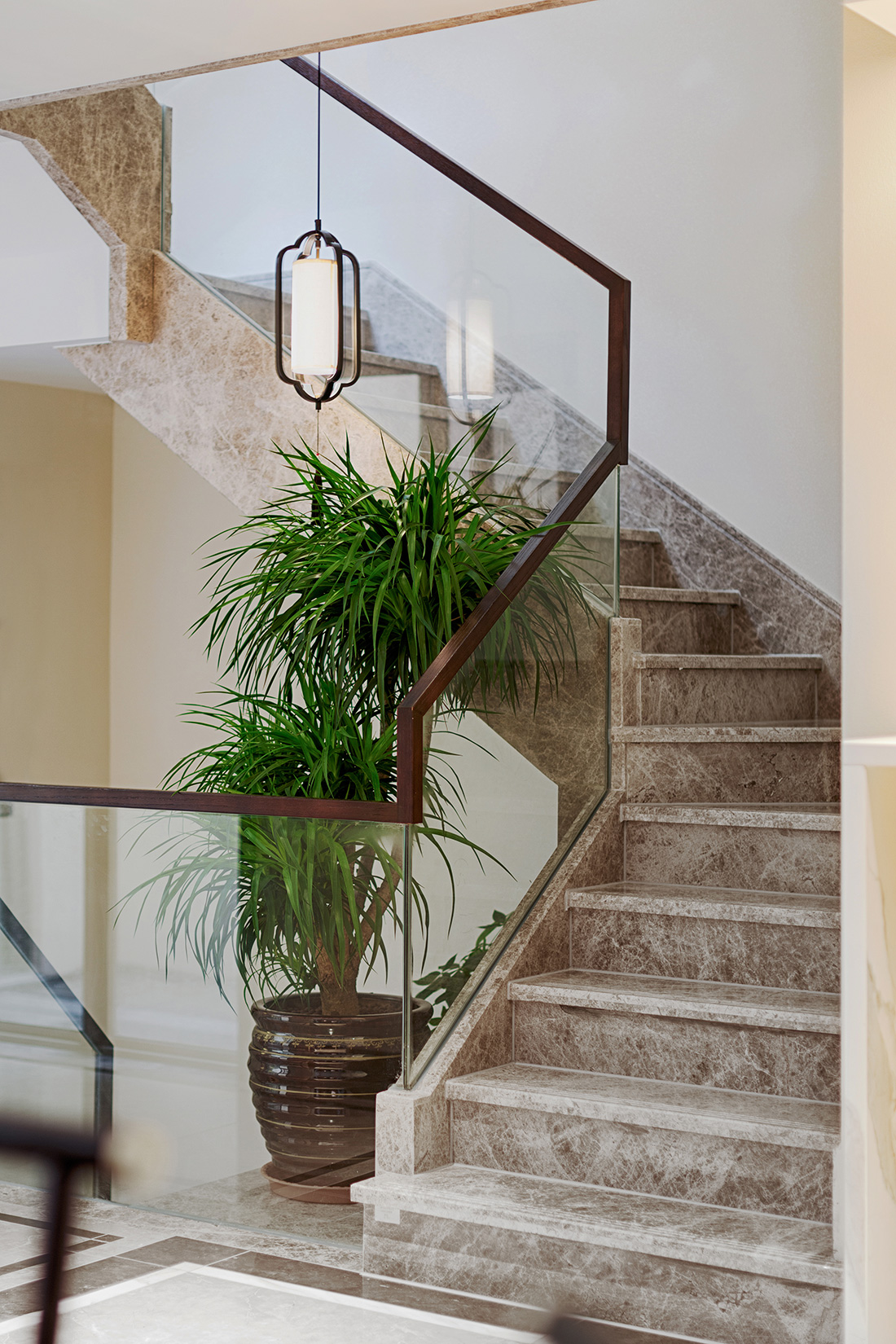 深圳公園大地聯(lián)排別墅裝修設(shè)計(jì)-樓梯