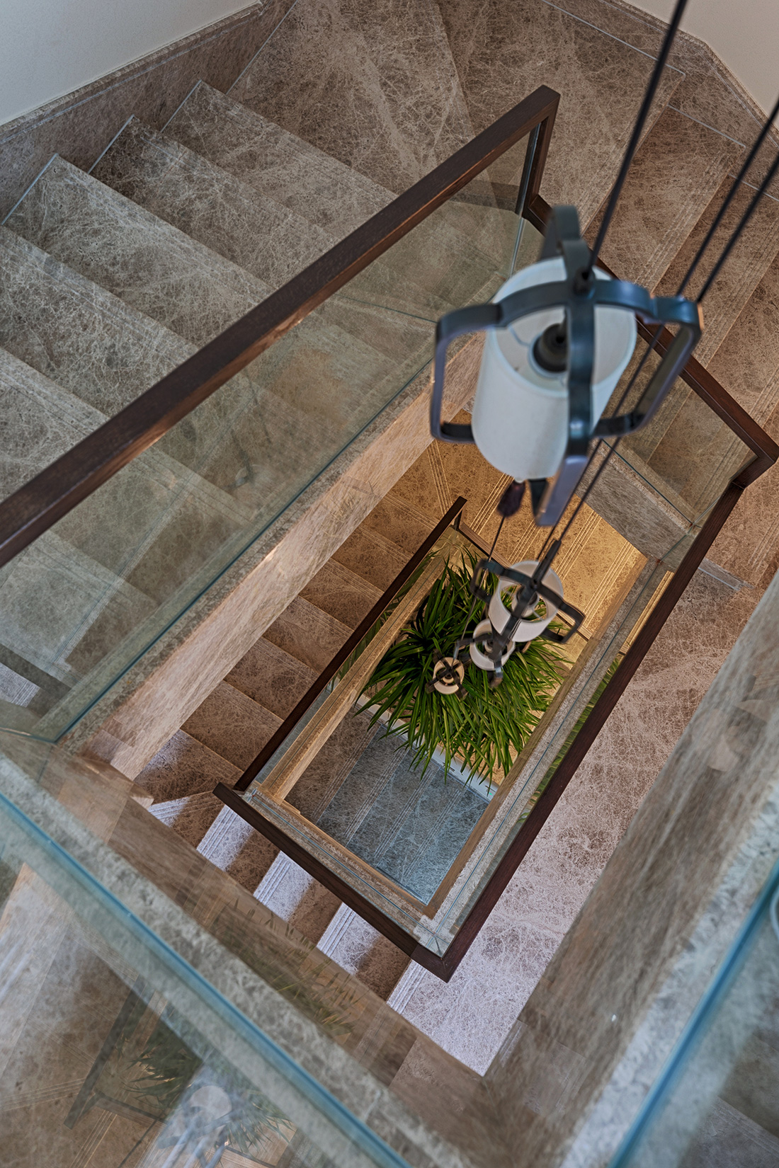 深圳公園大地聯(lián)排別墅裝修設(shè)計(jì)-樓梯